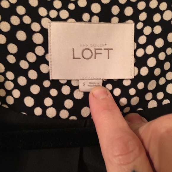 SOLD LOFT Ann Taylor fitted blazer - Picture 2 of 5